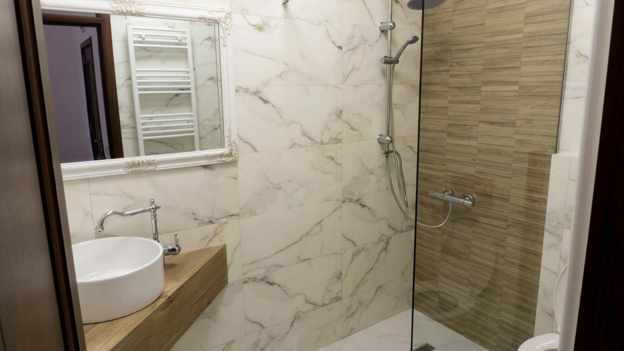 M Rooms Bucureşti Ngoại thất bức ảnh